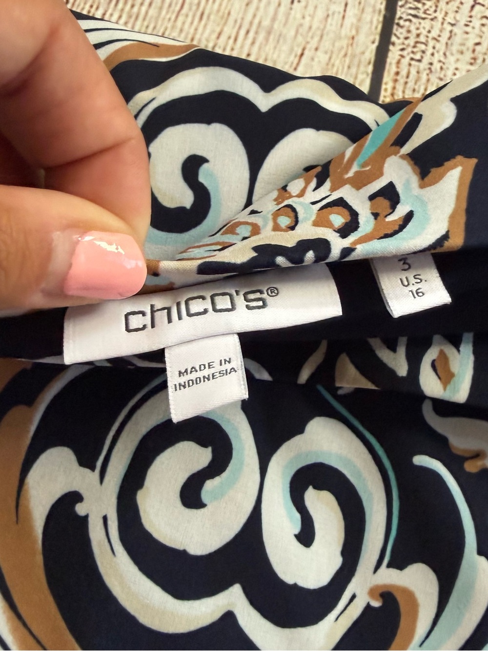 Chico’s A Line Skort Skirt Shorts Dark Blue White Paisley Print Size 16 - Picture 7 of 14